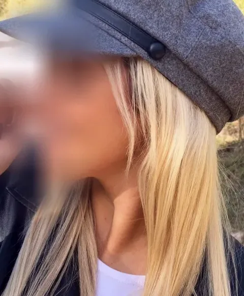 Ela, 31