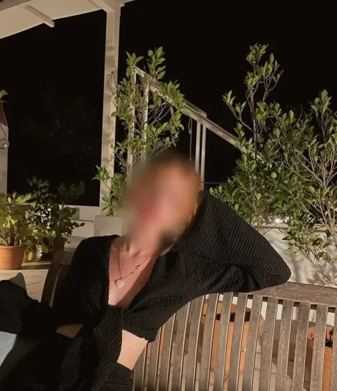 Hanna, 21