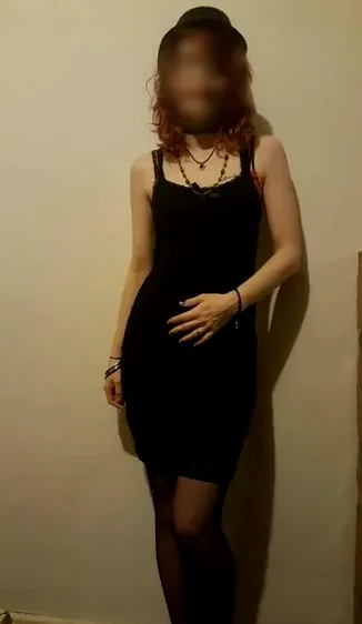 Lucia, 35