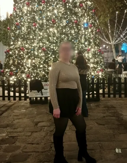 Rebecca, 23