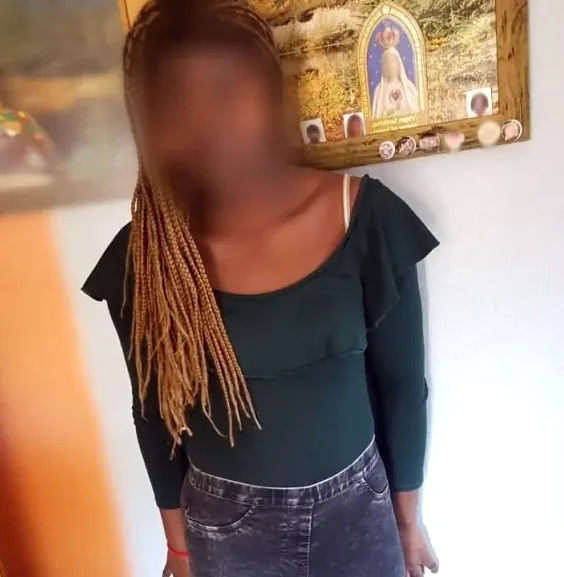 Selina, 36