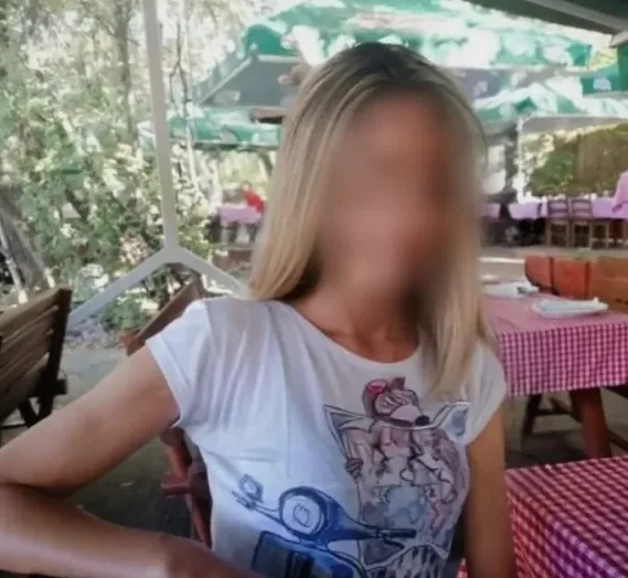 Yasmin, 35