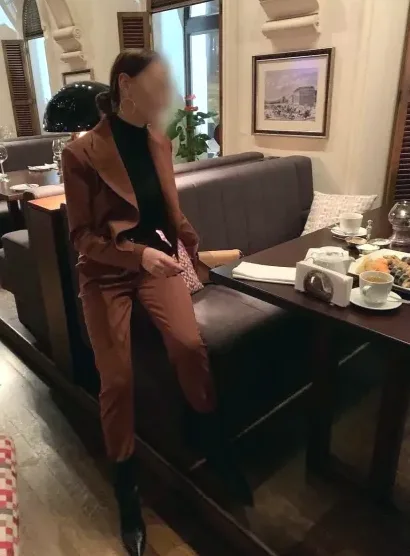 Yasmin, 39